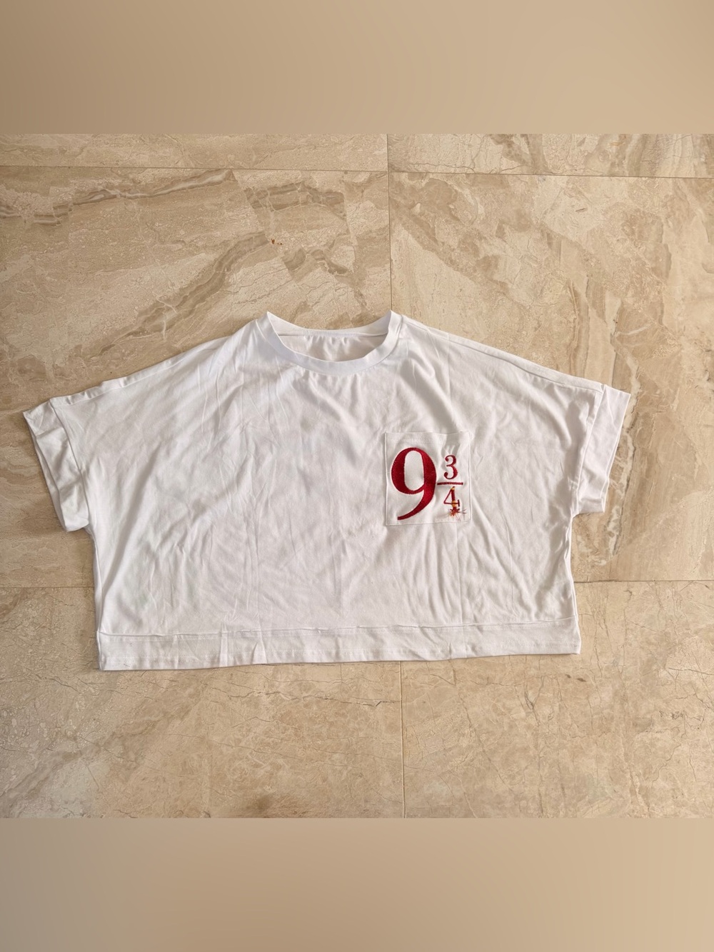 Embroidered Tee Womens Large White Harry Potter Platform 9 3/4 Cropped